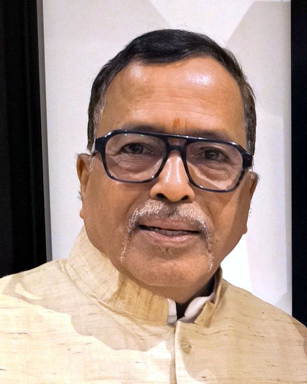 Achyut Palav