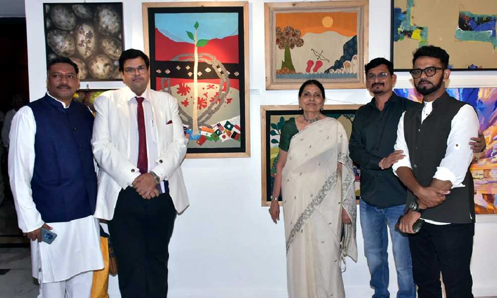 meenakshi pathak